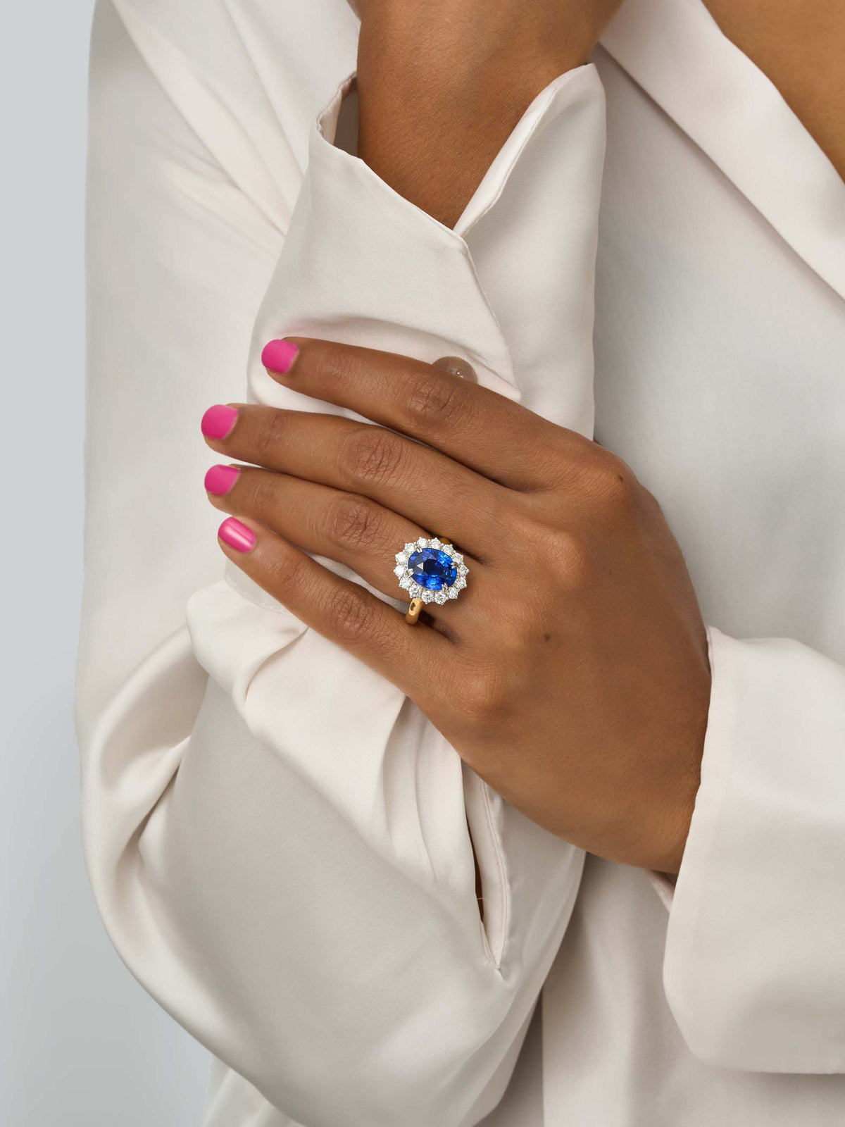 5 Carat Natural Blue Sapphire & Diamond Cluster Ring